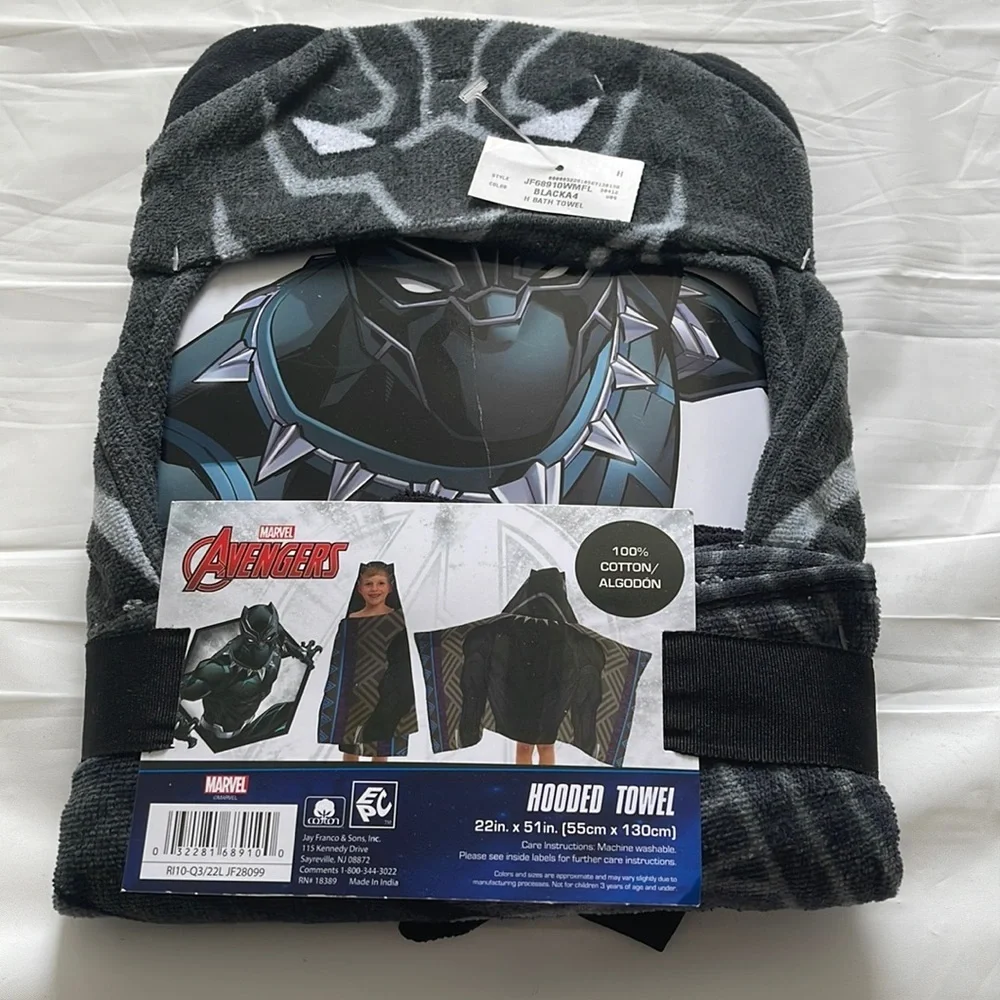Marvel Avengers Black Panther kids hooded towel NWT